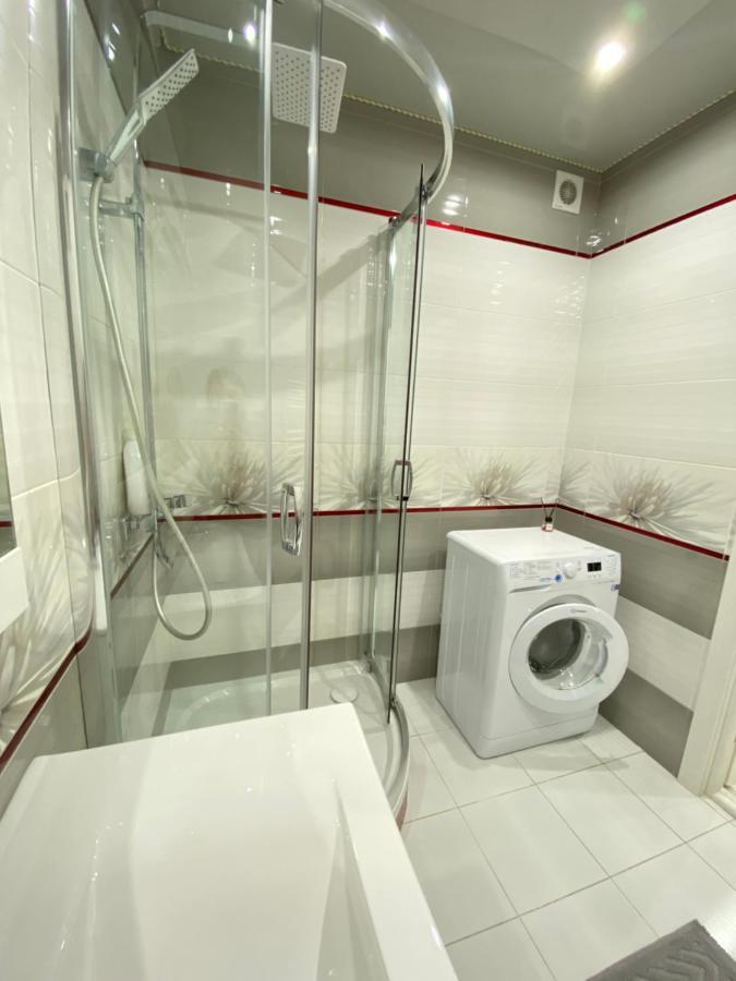 Apartment Two Bedroom Large In *