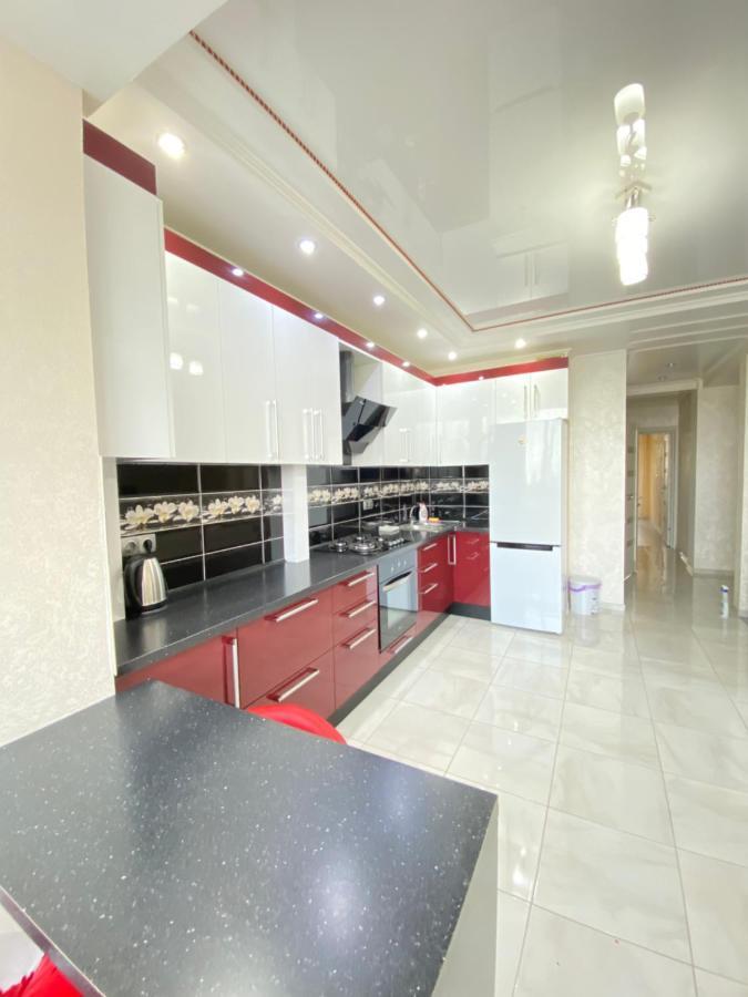 Two Bedroom Large In Apartment