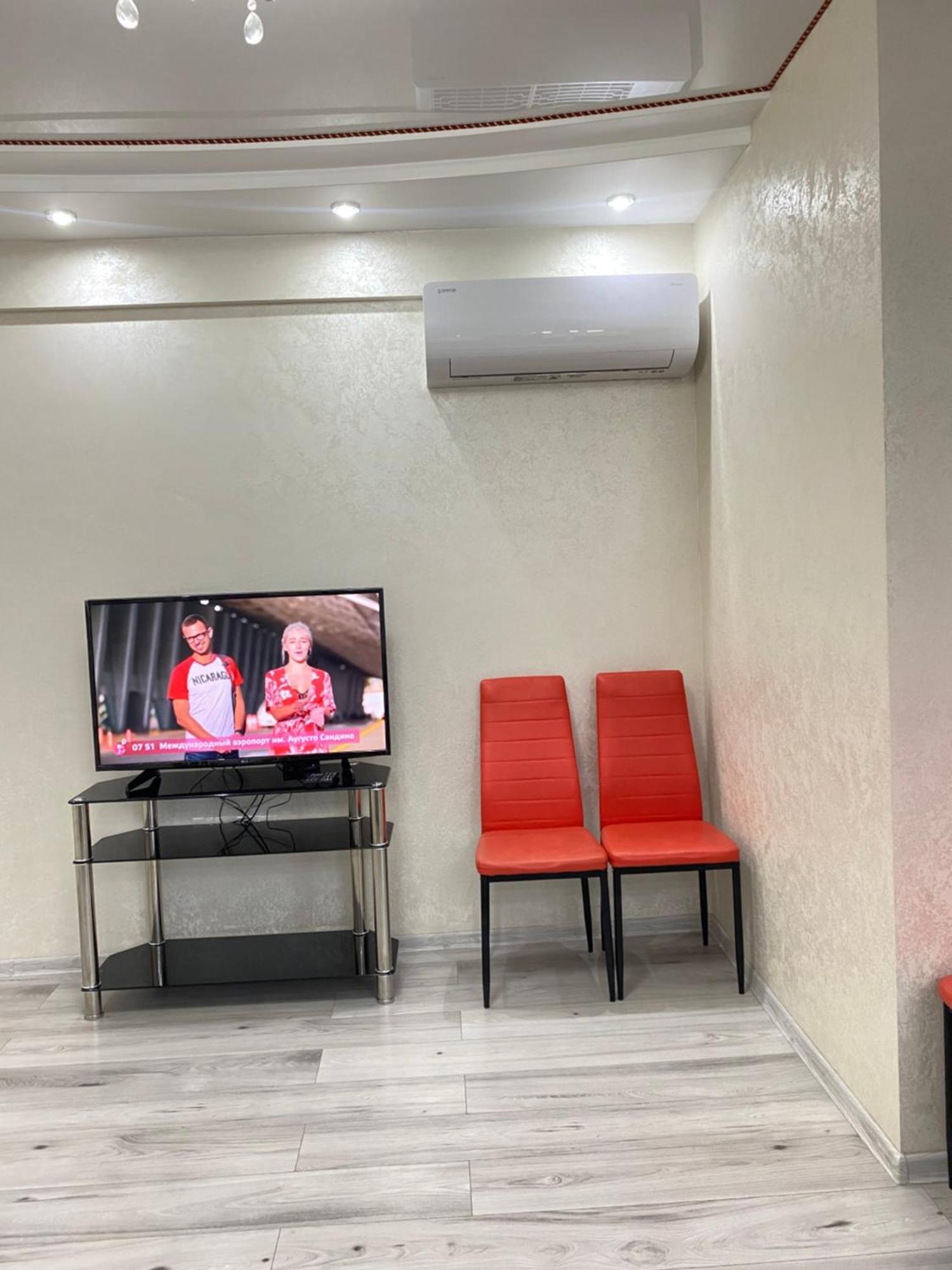 Apartment Two Bedroom Large In *